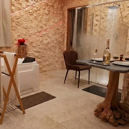 La Caverna Love hôtel