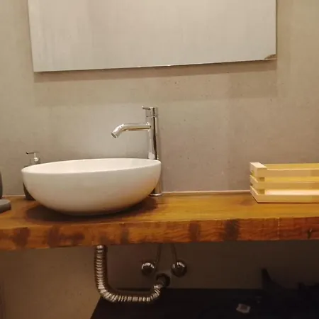 Love hôtel La Caverna