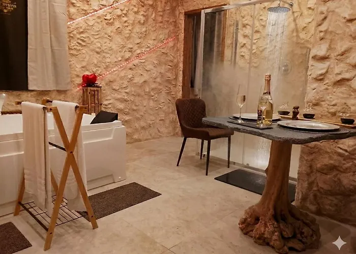 La Caverna Love hôtel