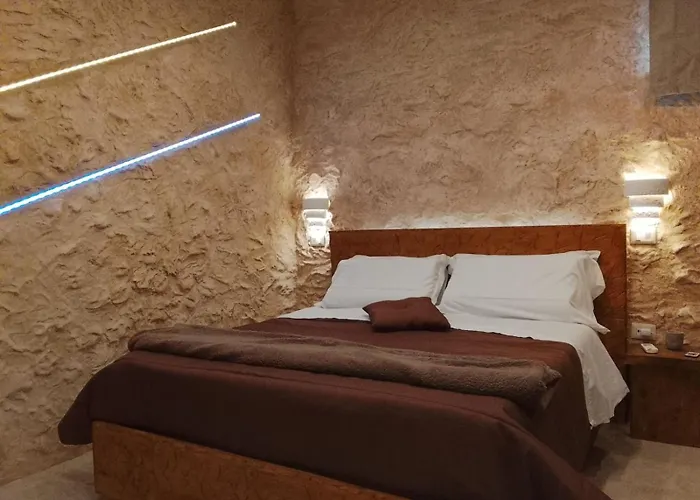 La Caverna Love hotel Pompei